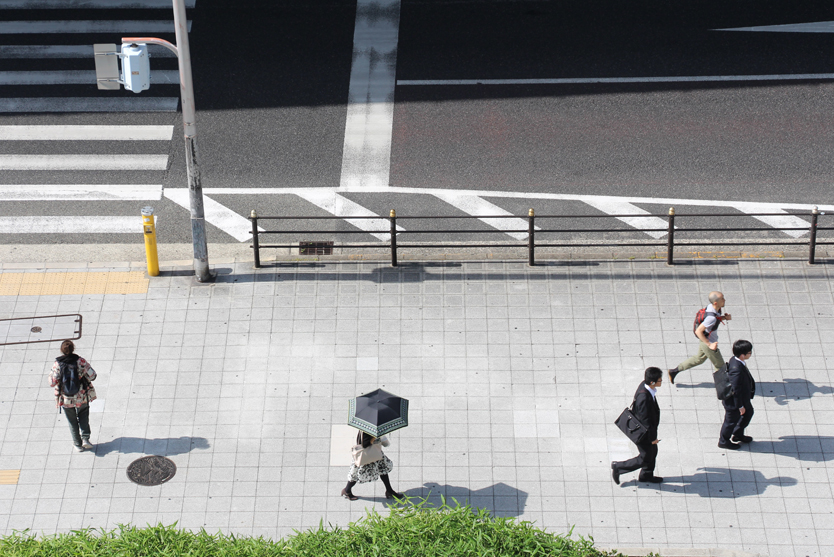 アクセス